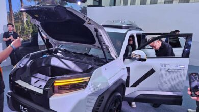 Visitors at the Titanium 3 launch event look check out the new SUV. Photo: Coco Feng