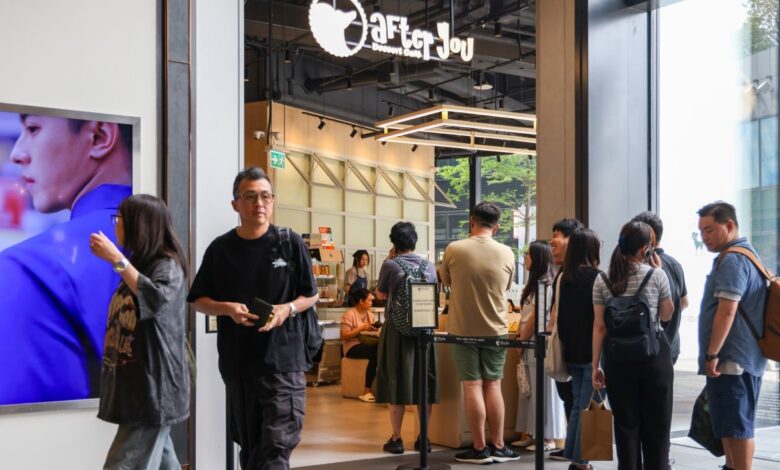 Hong Kong retail slump claims another victim as Thai dessert shop deserts