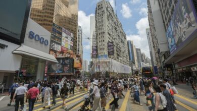 Hong Kong stocks rise on Federal Reserve rate-cut hopes