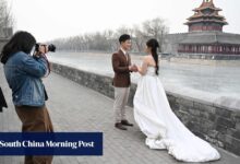 More Chinese leave the knot untied as marriage registrations drop
