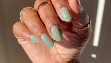 Pistachio green syrup nails with silver glitter