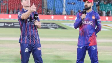 Unbeaten Islamabad United win toss, put Karachi Kings into bat first