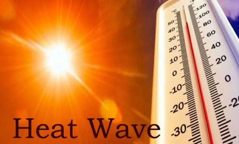 Authorities issue heatwave and flood warnings as temperatures soar – World Pakistan