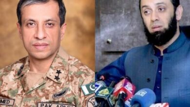 DG ISPR, info minister brief political leaders over situation with India