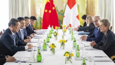 US-China talks resume as Trump hails ‘total reset’ in trade relations