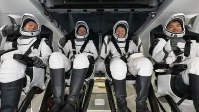 SpaceX capsule brings international crew safely home